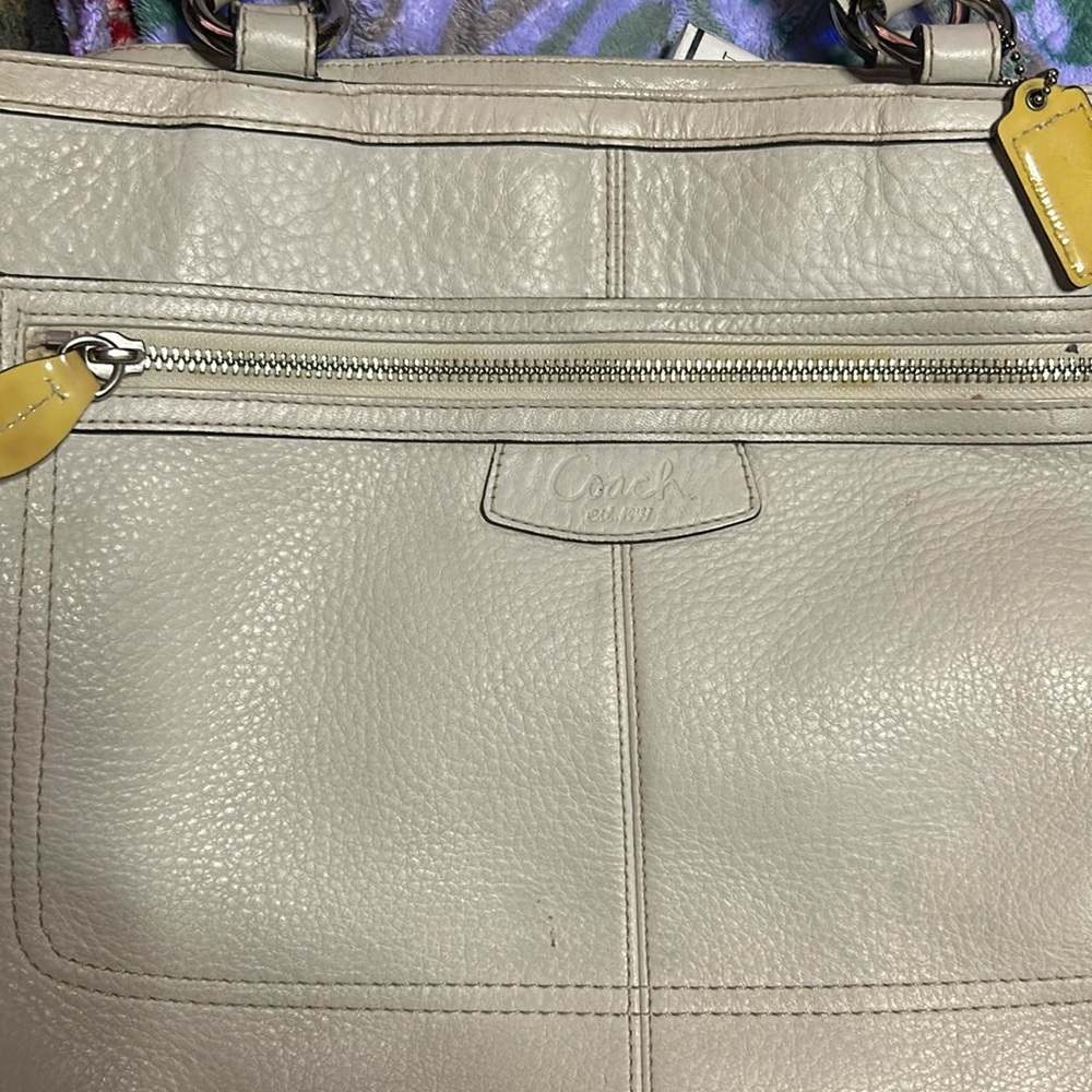 An off white leather coach large bag